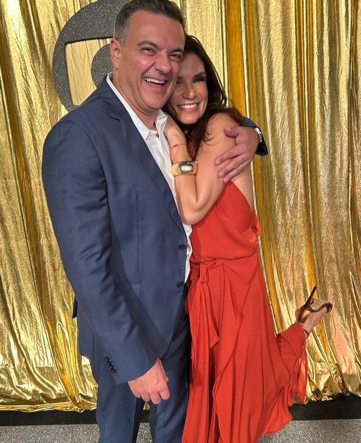 Sabina Simonato com o marido, Evandro Gandolfi - Foto: Reprodução / Instagram @sabinasimonato