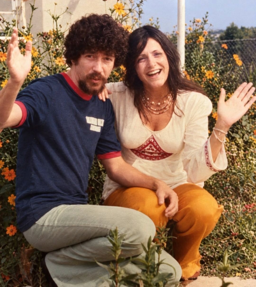 Raul Seixas e Gloria Vaquer em 1975 - Foto: Reprodução / Facebook / Scarlet Seixas