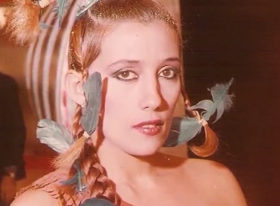 Artista se tornou conhecida no Cassino do Chacrinha - Foto: Reprodução/YouTube/Leão Lobo Visita