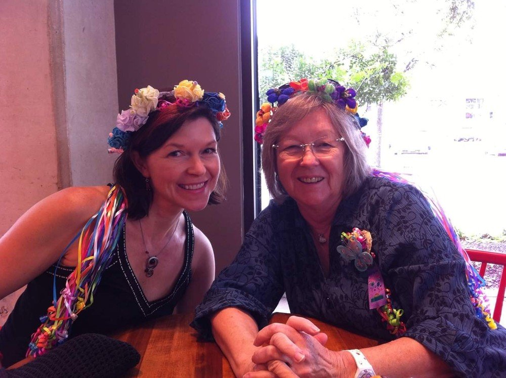 Simone Vannoy com a mãe, Edith Wisner - Foto: Reprodução / Facebook 