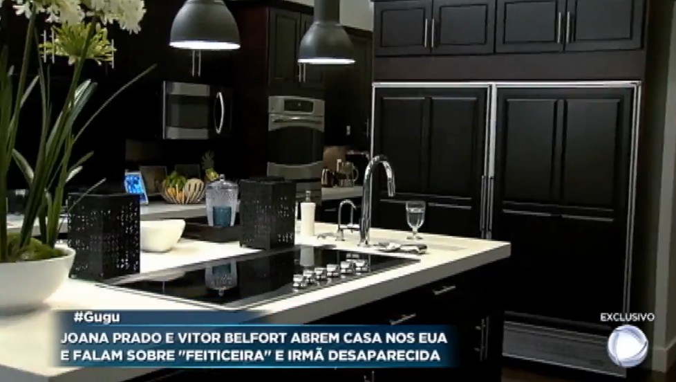 Cozinha planejada no estilo estadunidense - Foto: Reprodução/Record