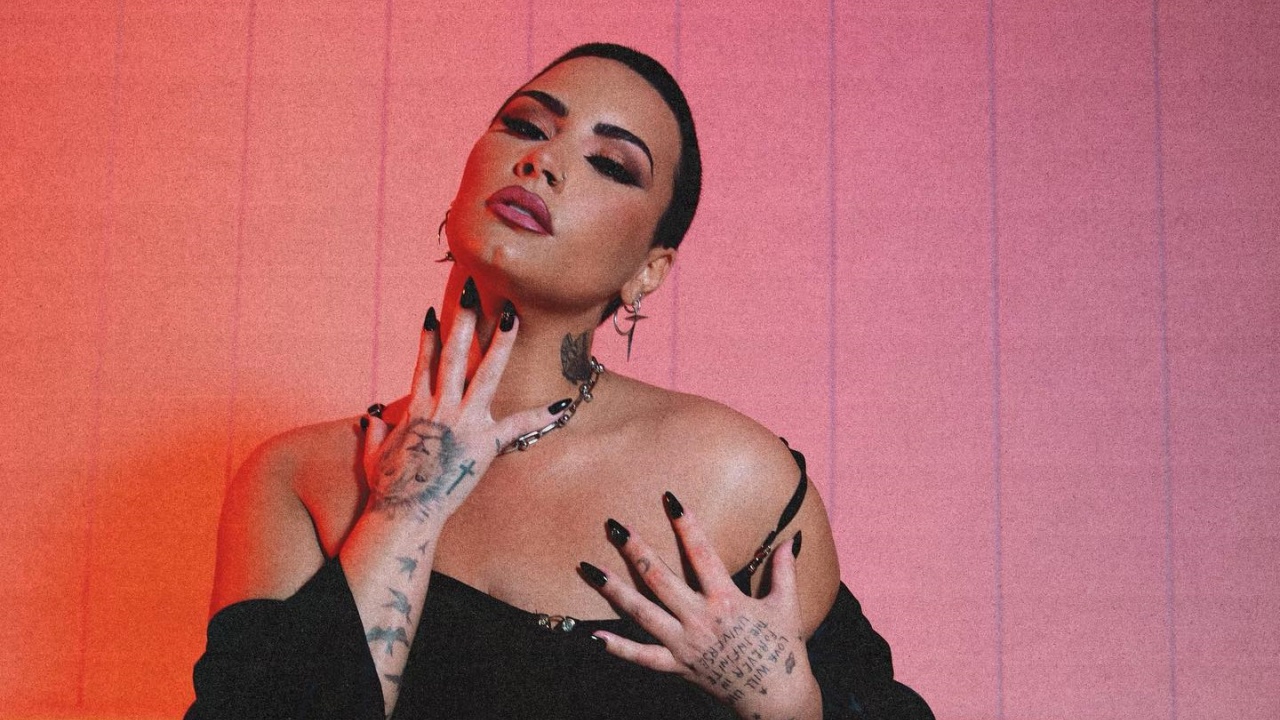 Demi Lovato declara o “velório” da sua carreira no pop e anuncia nova música