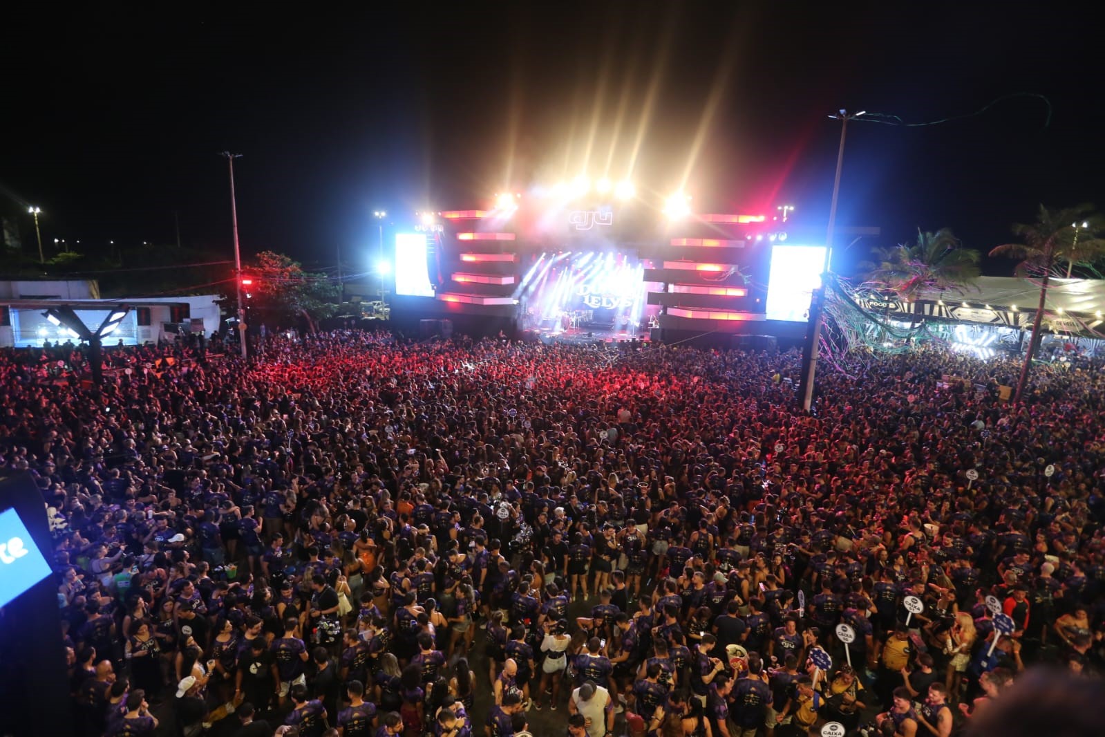 Edvaldo Nogueira e Fábio Mitidieri, prefeito de Aracaju e governador de Sergipe, prestigiam festa na capital sergipana