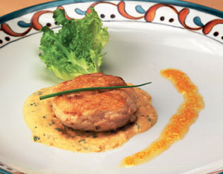 MEDALHÃO SOBRE CREME DE SALMÃO