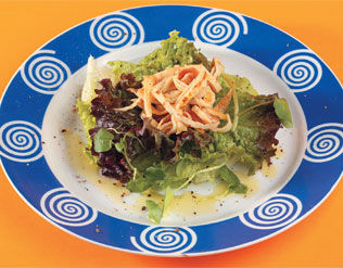 SALADA DE FOLHAS COM CREPE