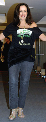 DESFILE BENEFICENTE