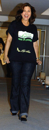 DESFILE BENEFICENTE