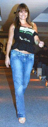 DESFILE BENEFICENTE