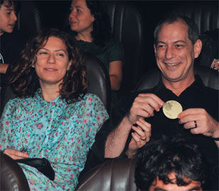 LANÇAMENTO DE FILME