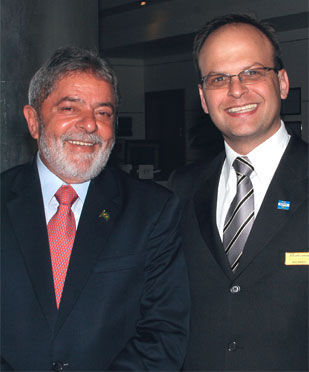 HÓSPEDE ILUSTRE EM CURITIBA, PR