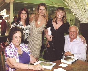 AUTÓGRAFOS NA CORTE