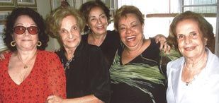 ALMOÇO DE DIVAS