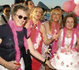 ANIVERSÁRIO NO NAVIO
