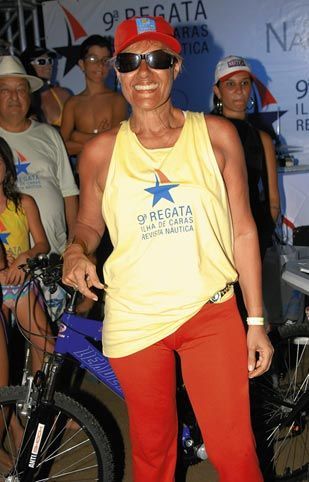 FESTA NO MAR E NA TERRA