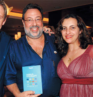 NOITE DE AUTÓGRAFOS