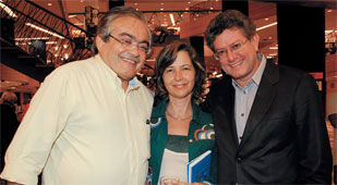 NOITE DE AUTÓGRAFOS