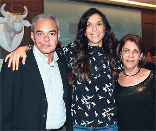 PRESENÇA ILUSTRE NA MOSTRA