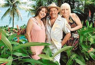STÊNIO GARCIA E AS FILHAS, CÁSSIA E GAYA