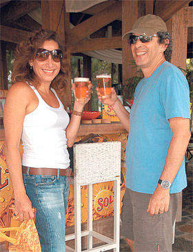 TOTIA MEIRELES E JAIME RABACOV