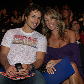 SPFW: Sérgio Abreu perde a voz...