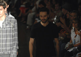 SPFW: Lorenzo Merlino vai para a cama...