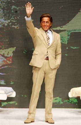 Valentino lamenta não ter deixado herdeiro...