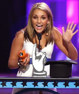 Jamie Lynn Spears vai entregar seu filho&