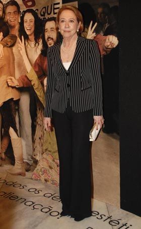 Fernanda Montenegro parabeniza Tropa...