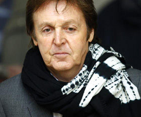 Paul McCartney falta a audiência judicial...