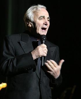 Charles Aznavour revela que sua turnê de…