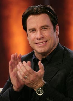 John Travolta vai gravar música ao lado...