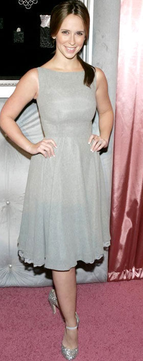 Jennifer Love Hewitt que emagrecer 8 kg...