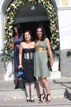 Ana Paula Arósio prestigia casamento de…