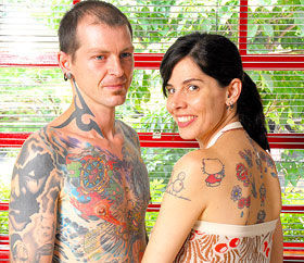 Lelê Nakao ama suas 25 tatuagens…
