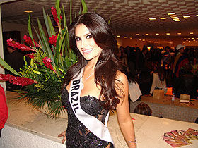 Miss Brasil volta ao lar após 45…