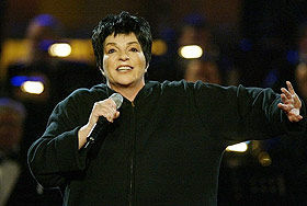 Liza Minnelli quebra jejum…