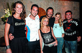 LETÍCIA BIRKHEUER BRILHA NA NOITE FASHION DE WOLF MAYA