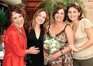 VOVÓ REGINA FAZ ANIVERSÁRIO
