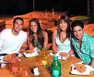 MARCUS E WANESSA COM OS PAIS DELA, ZEZÉ E ZILÚ