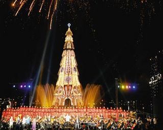 MOMENTOS: A INAUGURAÇÃO DA ÁRVORE DE NATAL DA LAGOA, NO RIO