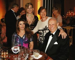 JOSÉ ALENCAR, MARIZA GOMES E A PRINCESA DHEYA NA NUIT DE NOEL