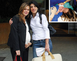 GIGI MONTEIRO GANHA O FILHO PEDRO