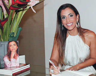 AUTÓGRAFOS DE MÔNICA VELOSO
