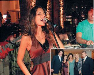 ALINE MUNIZ FAZ INSPIRADO POCKET SHOW EM SP