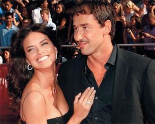 TOP ADRIANA LIMA E MARKO JARIC NO TIME DOS COMPROMISSADOS