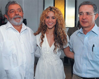 LULA ENCONTRA SHAKIRA E URIBE