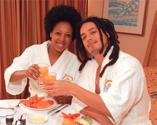 No balneário uruguaio, os recém-casados Negra Li e Junior Dread se hospedam no luxuoso Conrad.