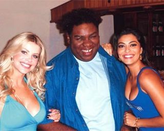 KARINA, SÉRGIO E JULIANA PAES: boas RISADAS