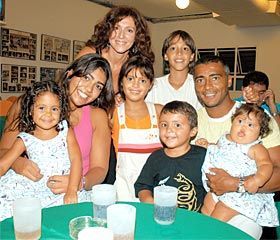 ROMÁRIO COMEMORA 4 ANOS DO FILHO RAPHAEL