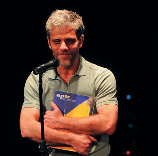 HOMENAGEM AO TEATRO